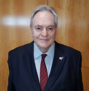 Claudio Avelino Mac-Knight Filippi Claudio Avelino Mac-Knight Filippi